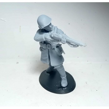 1/32 Greek Soldier with Rifle WWII